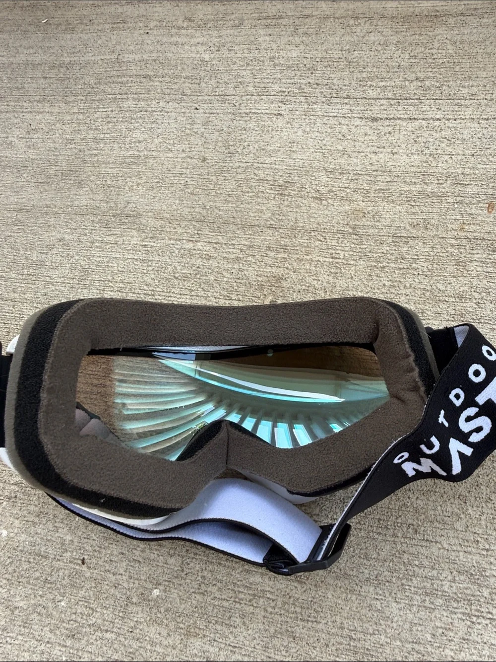 OutdoorMaster White Ski Goggles with Blue Mirrored Lens